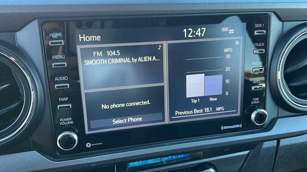 Thumbnail: 2021 Toyota Tacoma - 14