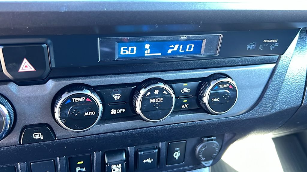 Thumbnail: 2021 Toyota Tacoma - 23