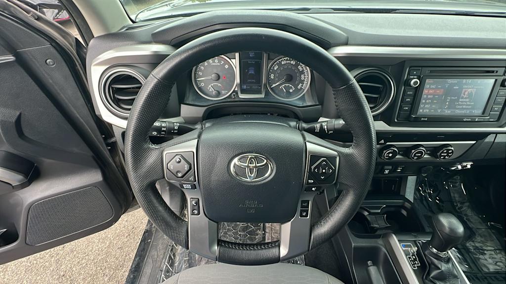 Thumbnail: 2019 Toyota Tacoma - 8