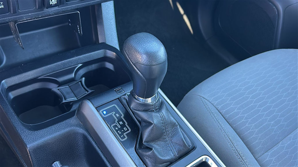 Thumbnail: 2019 Toyota Tacoma - 14