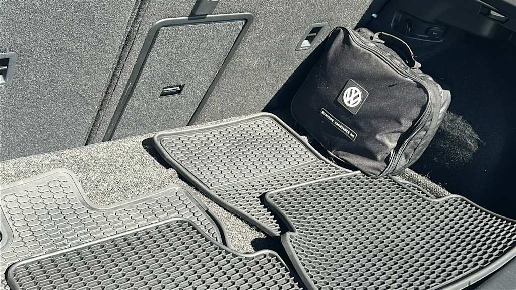 Thumbnail: 2017 Volkswagen Golf - 29