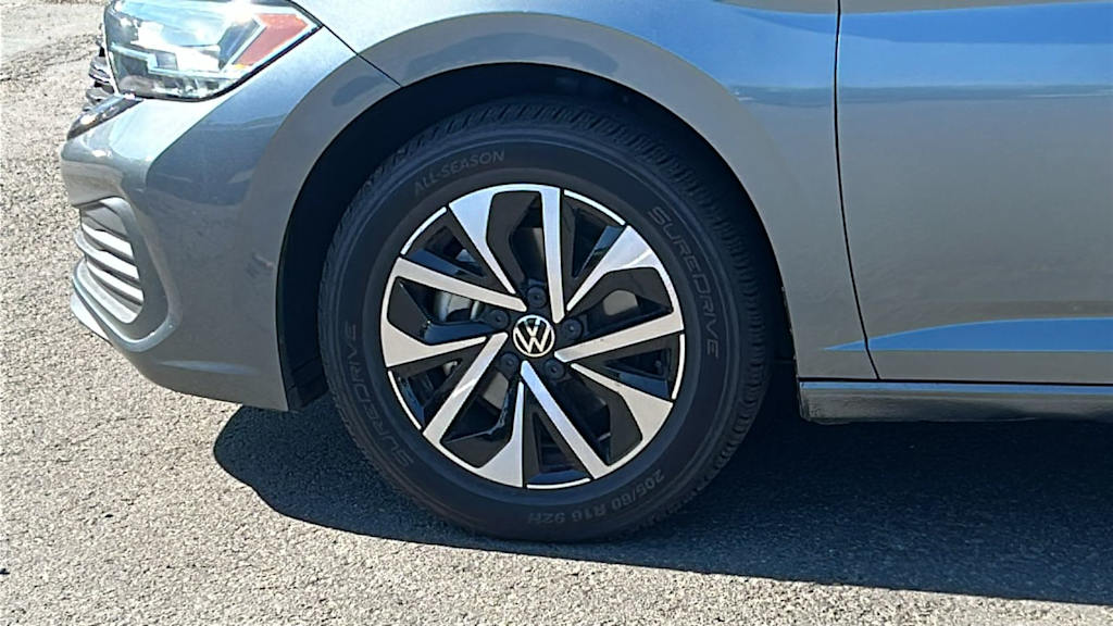 Thumbnail: 2024 Volkswagen Jetta - 7