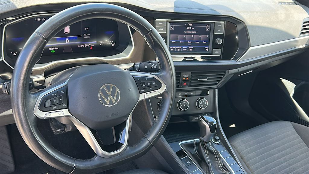 Thumbnail: 2024 Volkswagen Jetta - 2