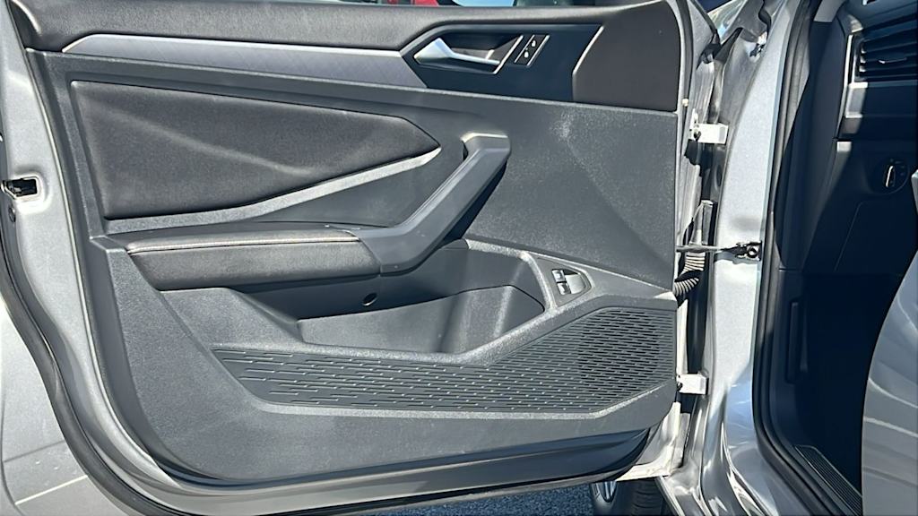 Thumbnail: 2024 Volkswagen Jetta - 29