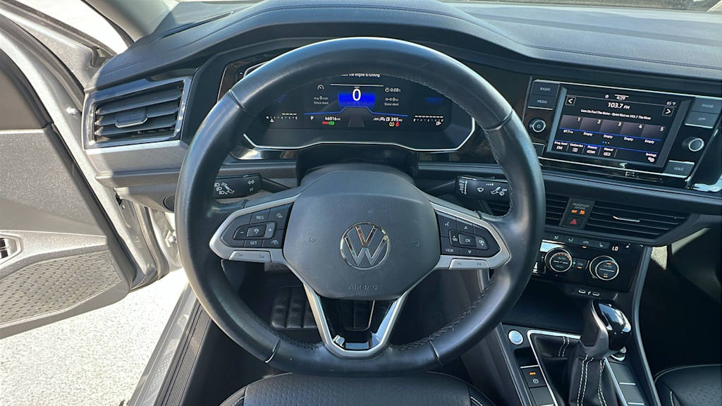 Thumbnail: 2024 Volkswagen Jetta - 9