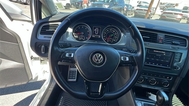 2017 Volkswagen Golf Alltrack SEL 14