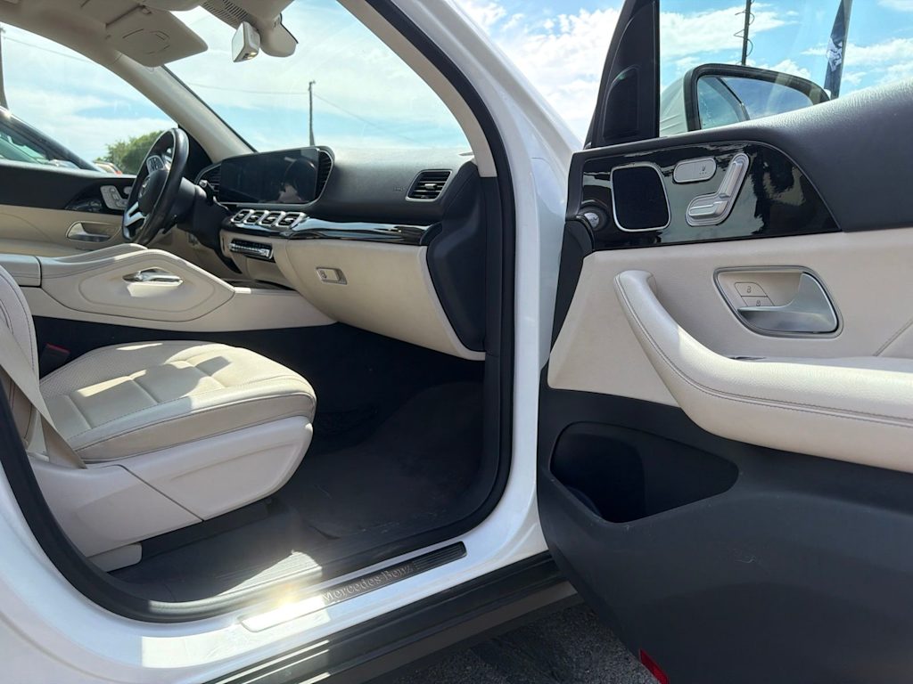 Thumbnail: 2020 Mercedes-Benz GLE - 15