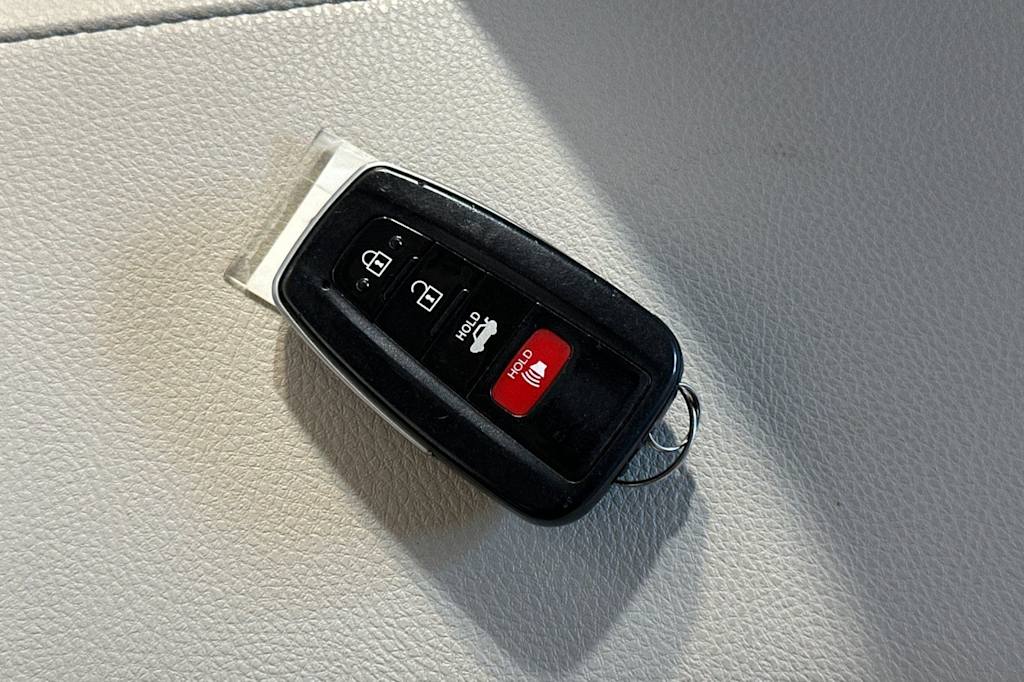 Thumbnail: 2024 Toyota Camry - 15