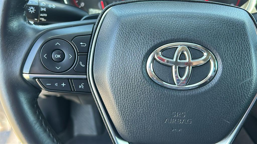 Thumbnail: 2020 Toyota Camry - 25