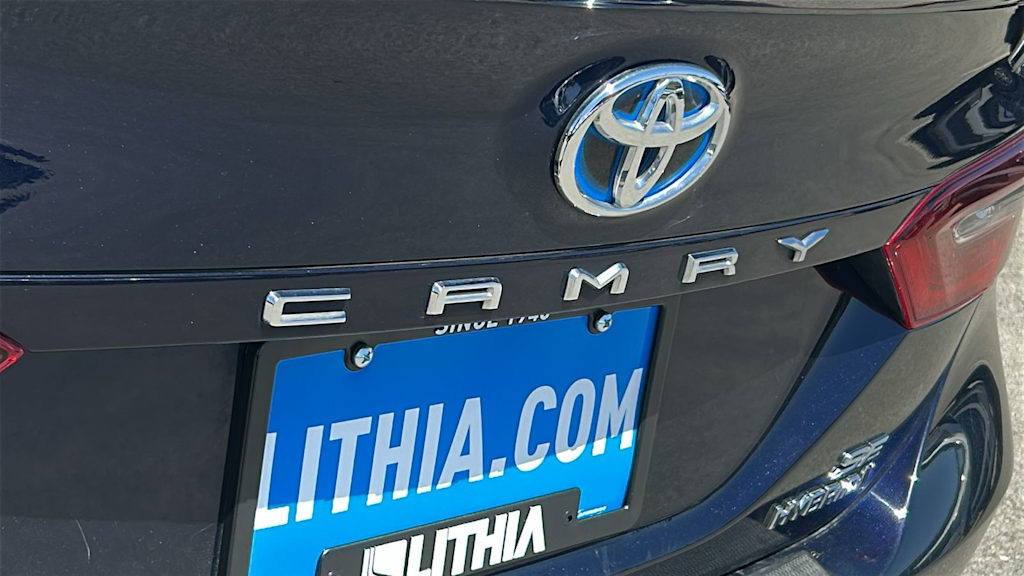 Thumbnail: 2022 Toyota Camry - 7