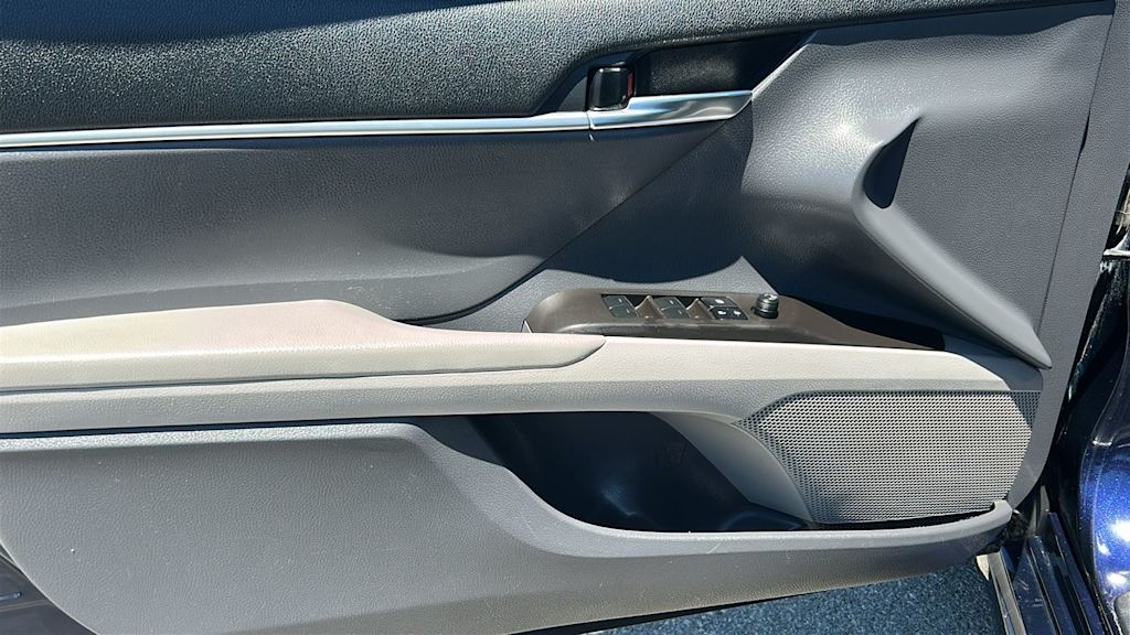Thumbnail: 2022 Toyota Camry - 29