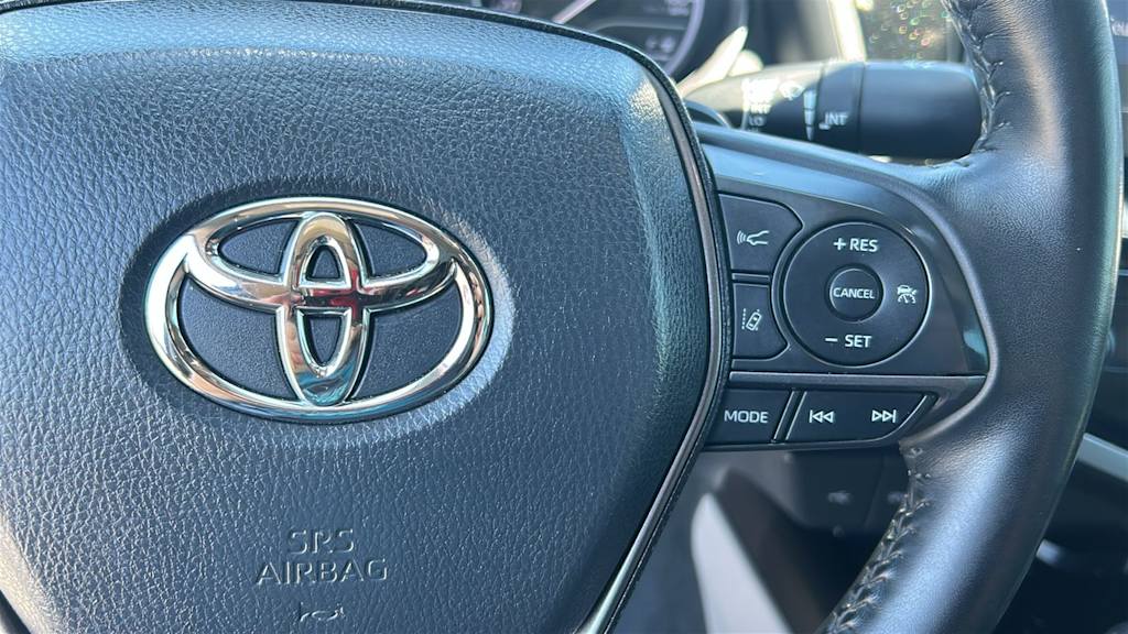 Thumbnail: 2022 Toyota Camry - 27