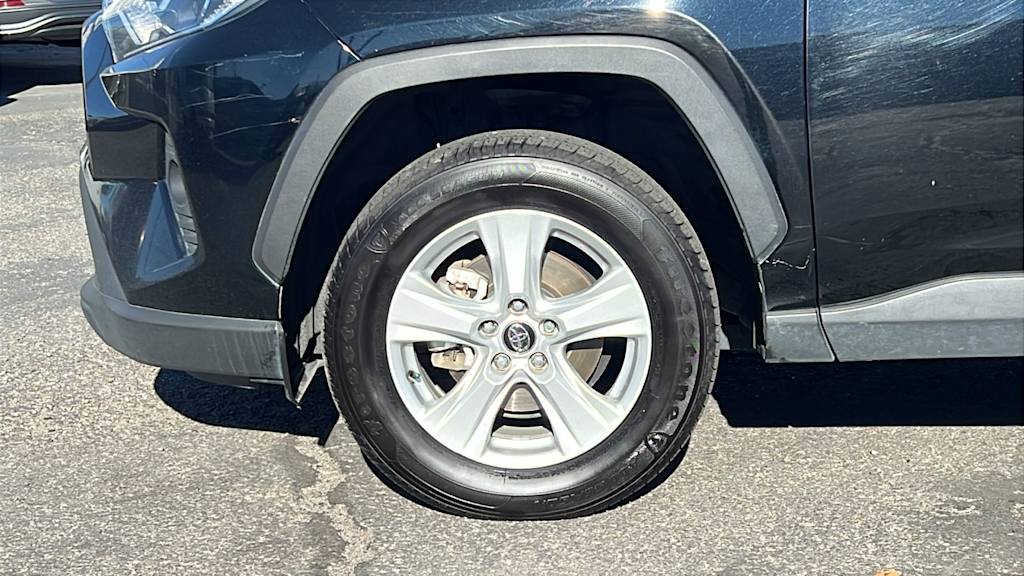 Thumbnail: 2020 Toyota RAV4 - 8