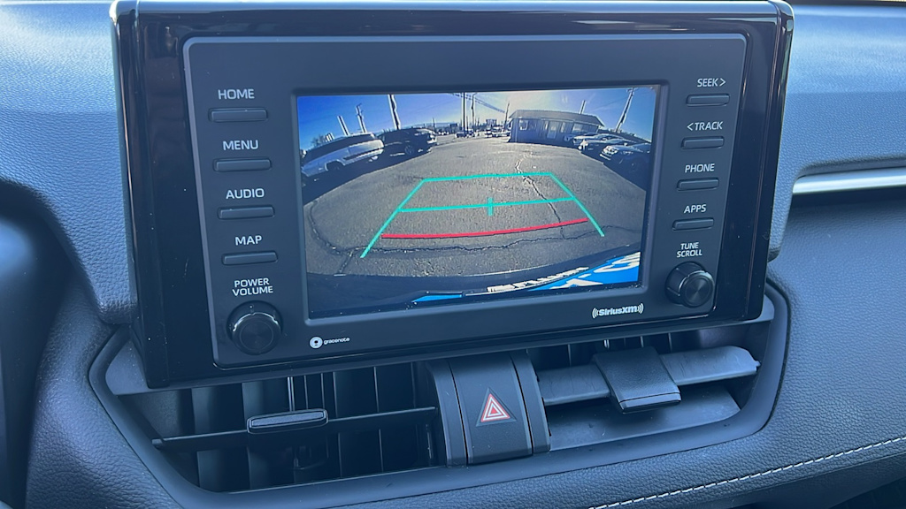 Thumbnail: 2020 Toyota RAV4 - 24