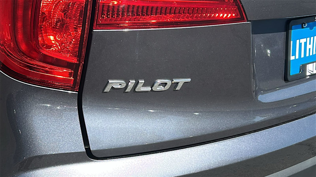 Thumbnail: 2017 Honda Pilot - 7