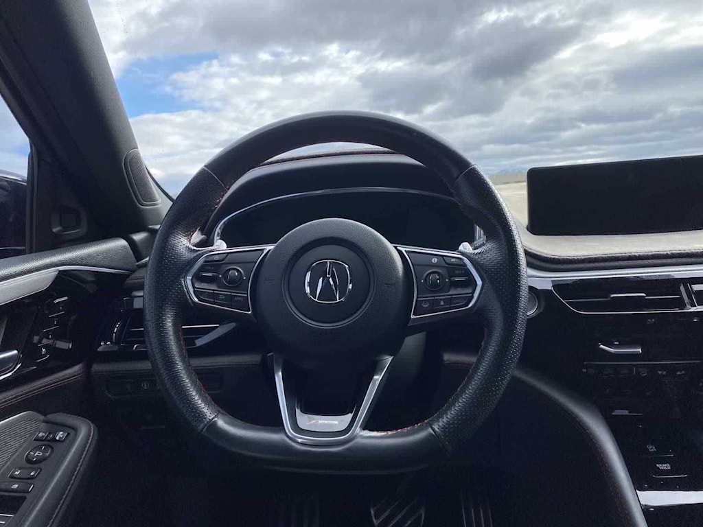 Thumbnail: 2022 Acura MDX - 2