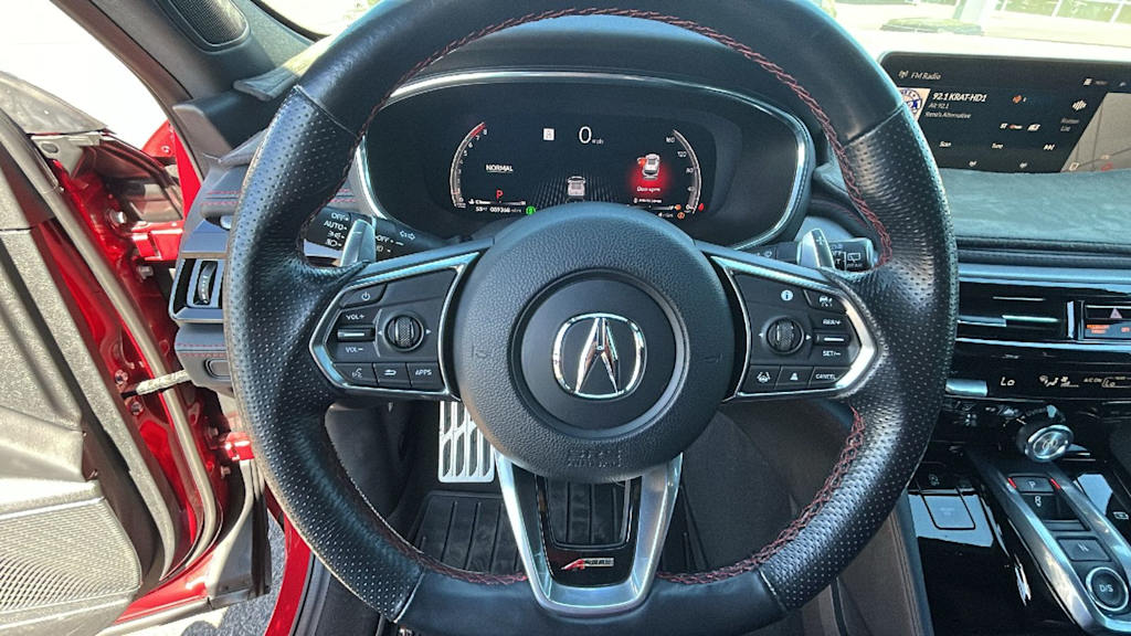 Thumbnail: 2022 Acura MDX - 8