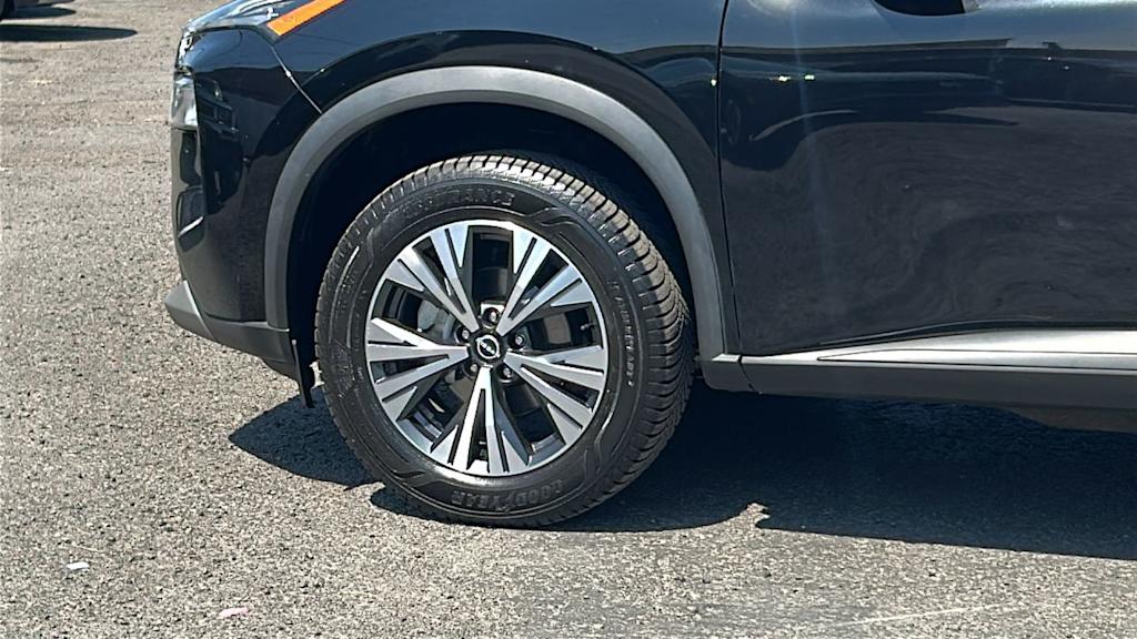 Thumbnail: 2023 Nissan Rogue - 8