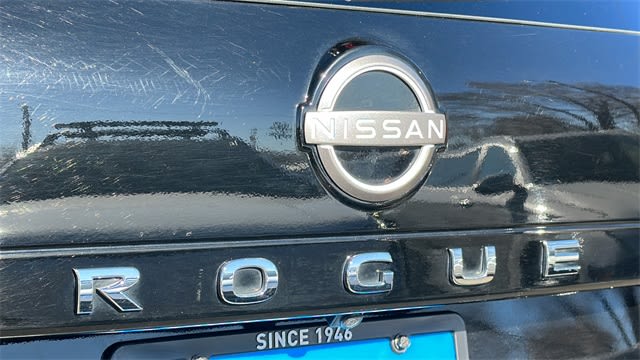 2023 Nissan Rogue SV 7