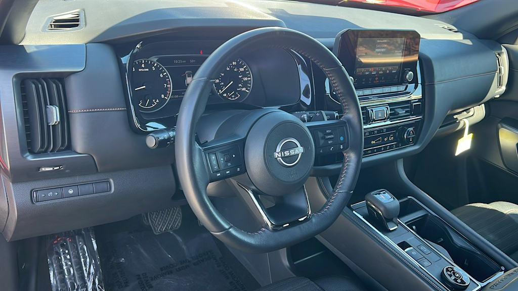 Thumbnail: 2024 Nissan Pathfinder - 2