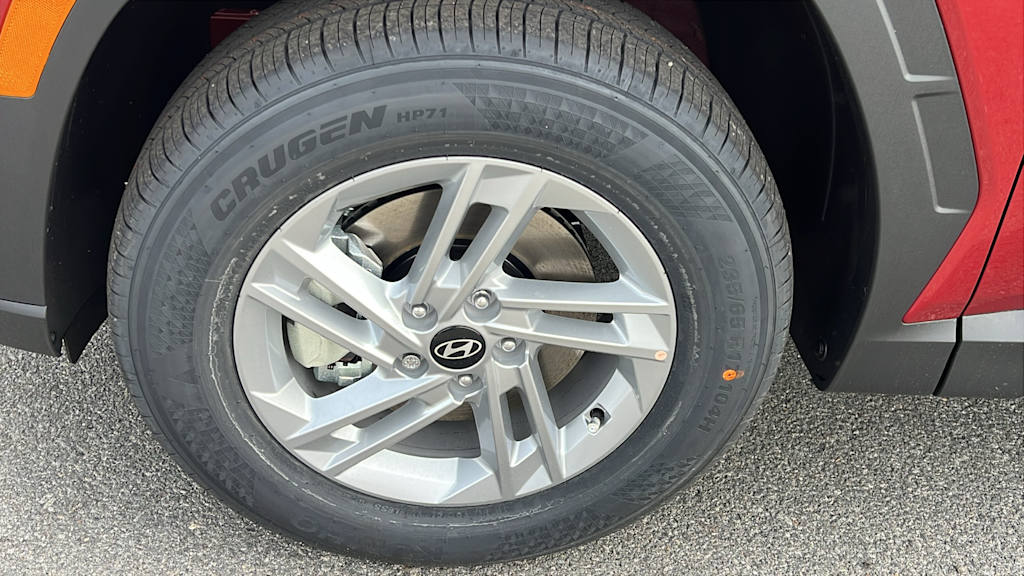 2025 Hyundai Tucson SE 8