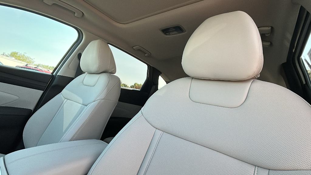 Thumbnail: 2025 Hyundai Tucson - 10