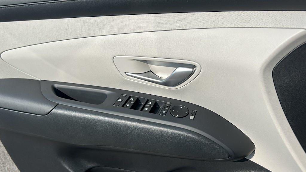 Thumbnail: 2025 Hyundai Tucson - 26