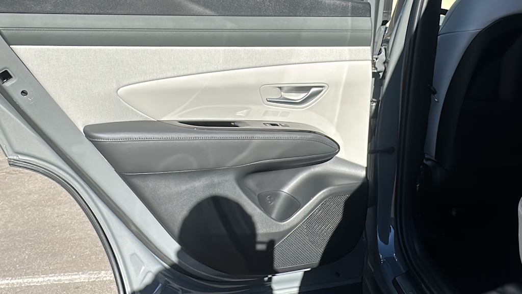 2025 Hyundai Tucson Limited 23
