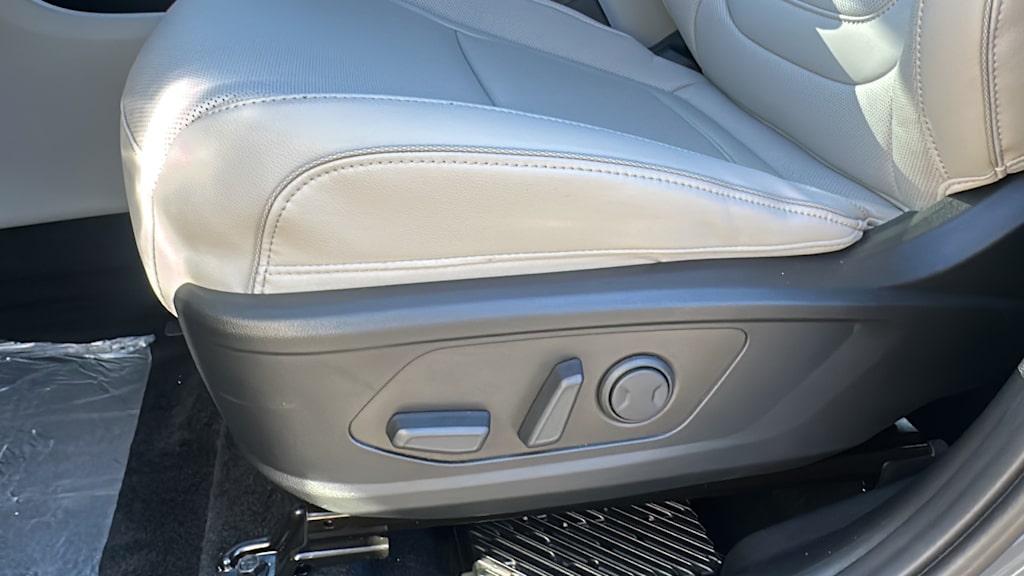 2025 Hyundai Tucson Limited 30