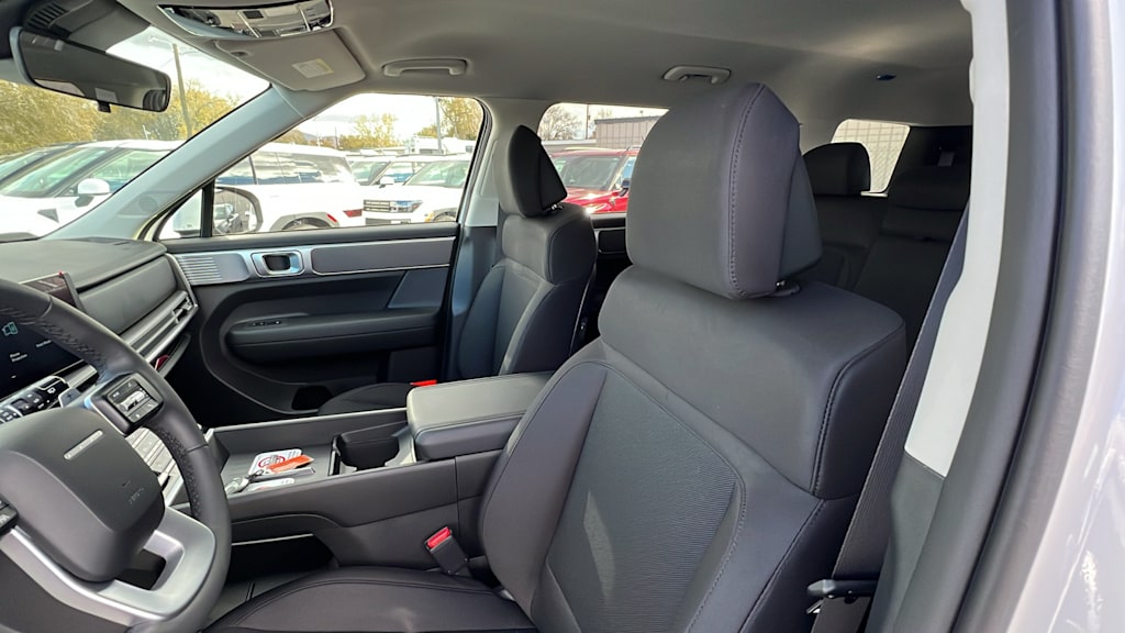 2025 Hyundai Santa Fe SE 25