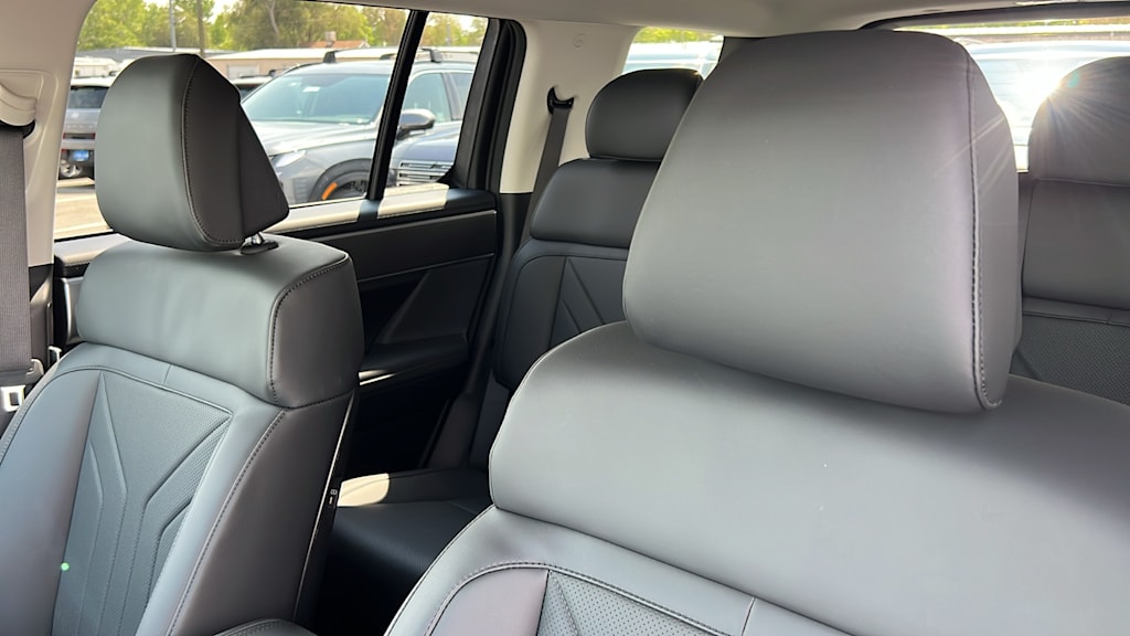 Thumbnail: 2026 Hyundai Santa Fe - 10