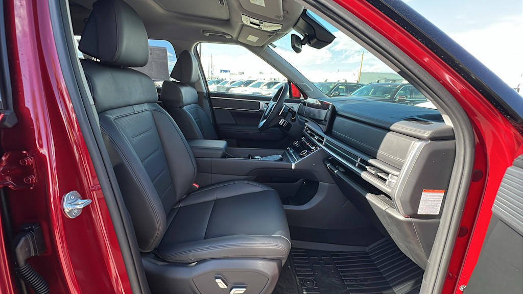 2025 Hyundai Santa Fe Limited 12