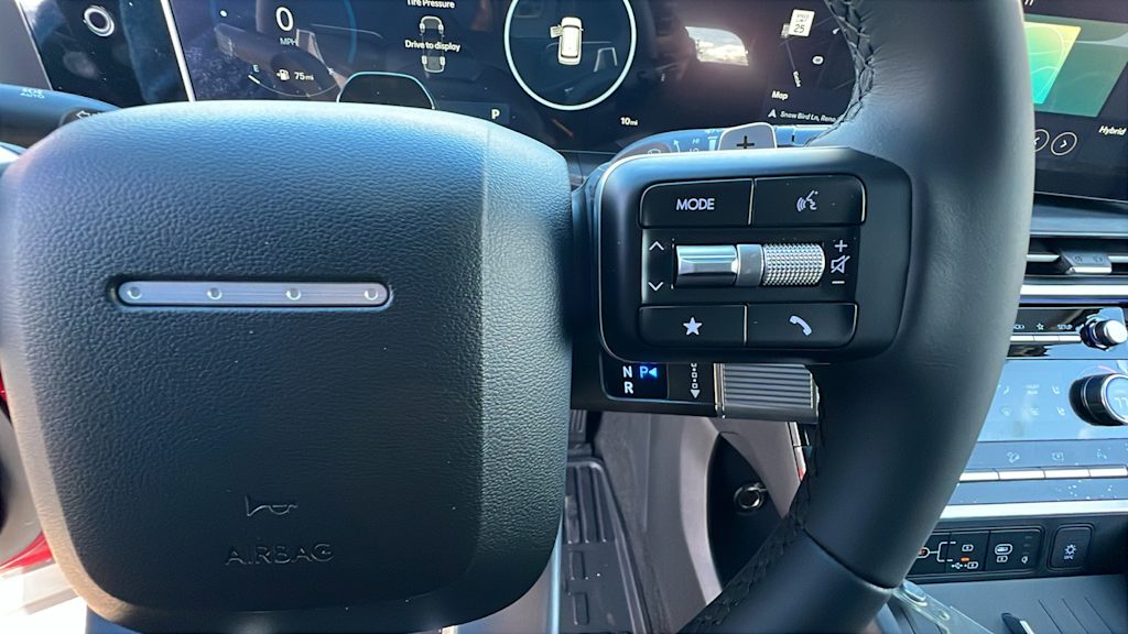 2025 Hyundai Santa Fe Limited 29