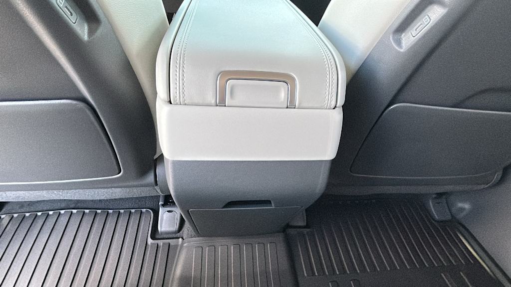 Thumbnail: 2026 Hyundai Santa Fe - 28