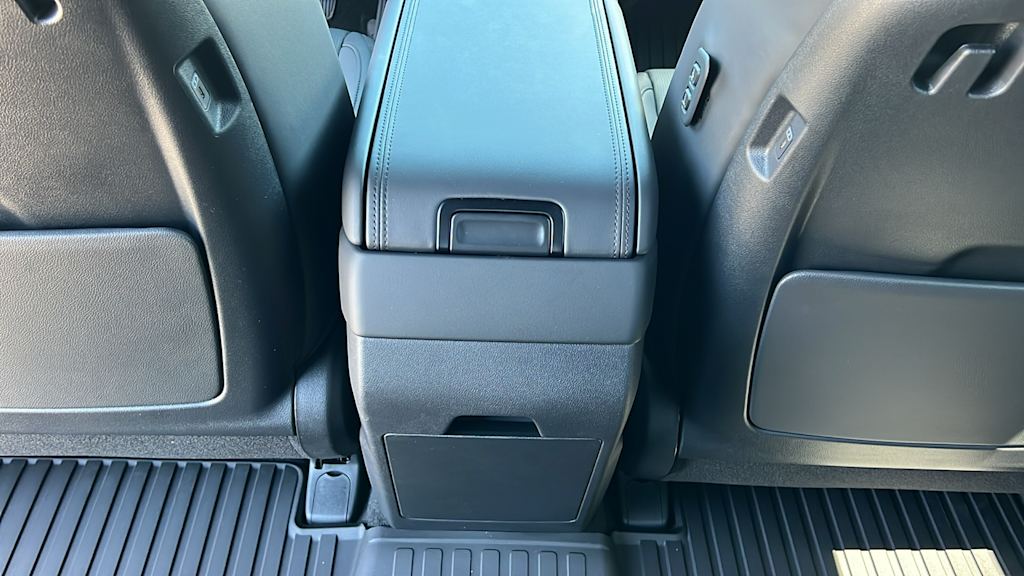 Thumbnail: 2025 Hyundai Santa Fe - 29