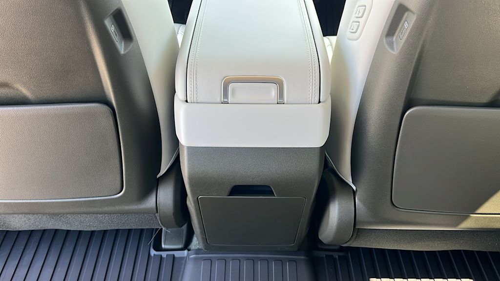 Thumbnail: 2025 Hyundai Santa Fe - 15