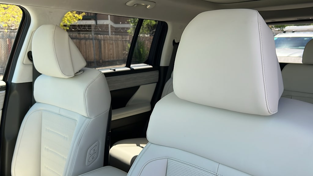 Thumbnail: 2025 Hyundai Santa Fe - 10