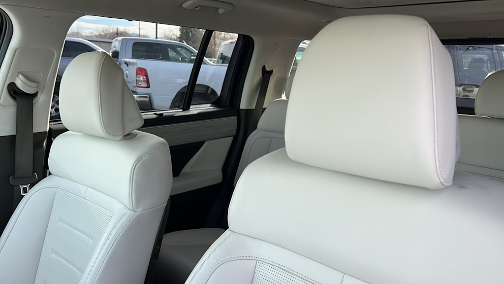 Thumbnail: 2025 Hyundai Santa Fe - 10