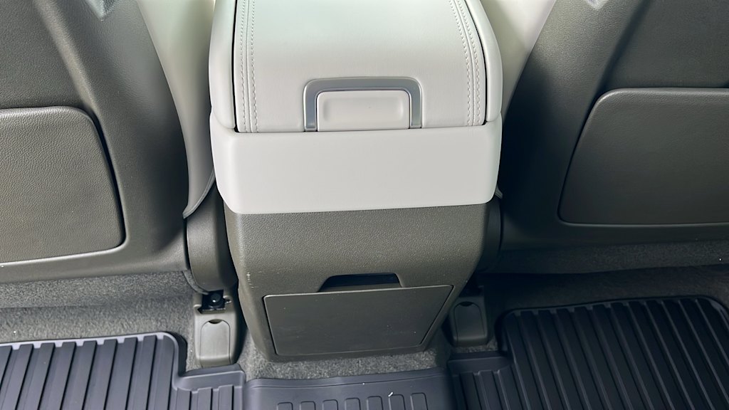 Thumbnail: 2025 Hyundai Santa Fe - 30