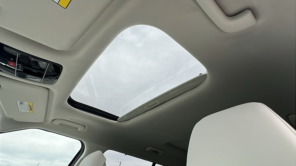 Thumbnail: 2025 Hyundai Santa Fe - 32