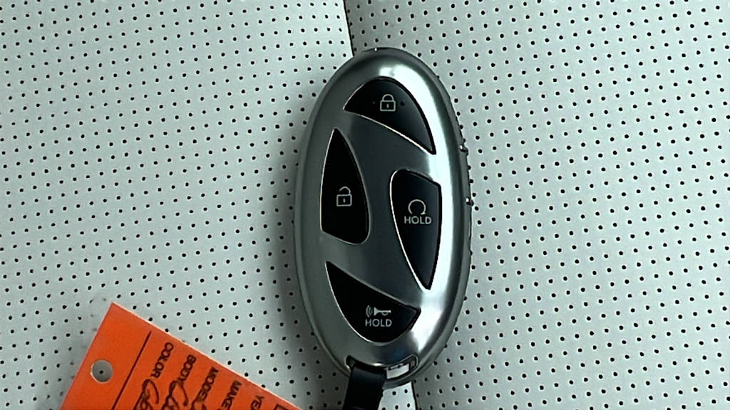 Thumbnail: 2025 Hyundai Santa Fe - 16