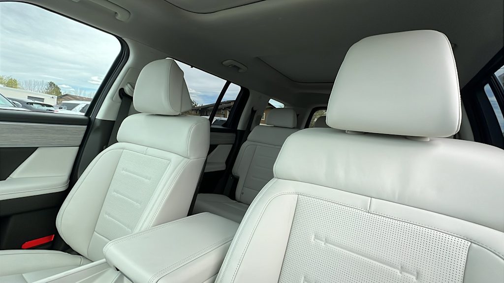 Thumbnail: 2025 Hyundai Santa Fe - 10