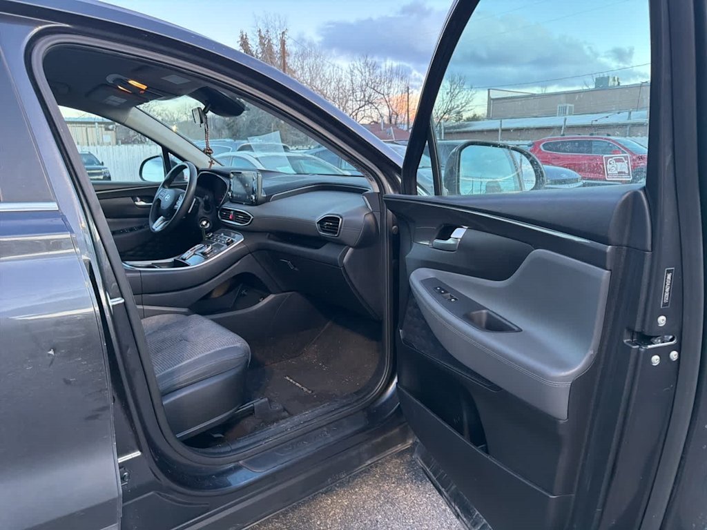 Thumbnail: 2022 Hyundai Santa Fe - 15