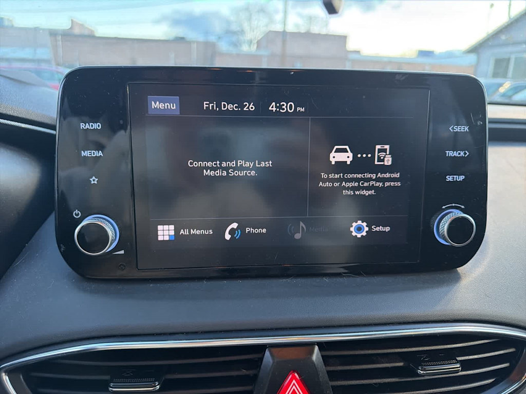 Thumbnail: 2022 Hyundai Santa Fe - 10