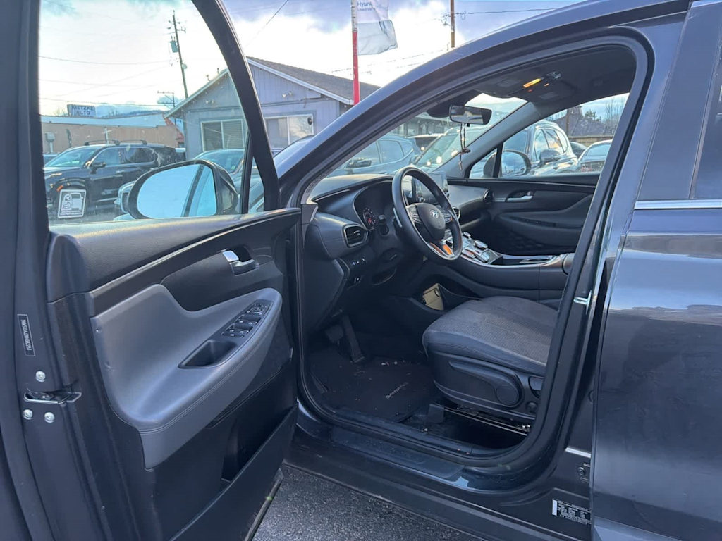 Thumbnail: 2022 Hyundai Santa Fe - 18