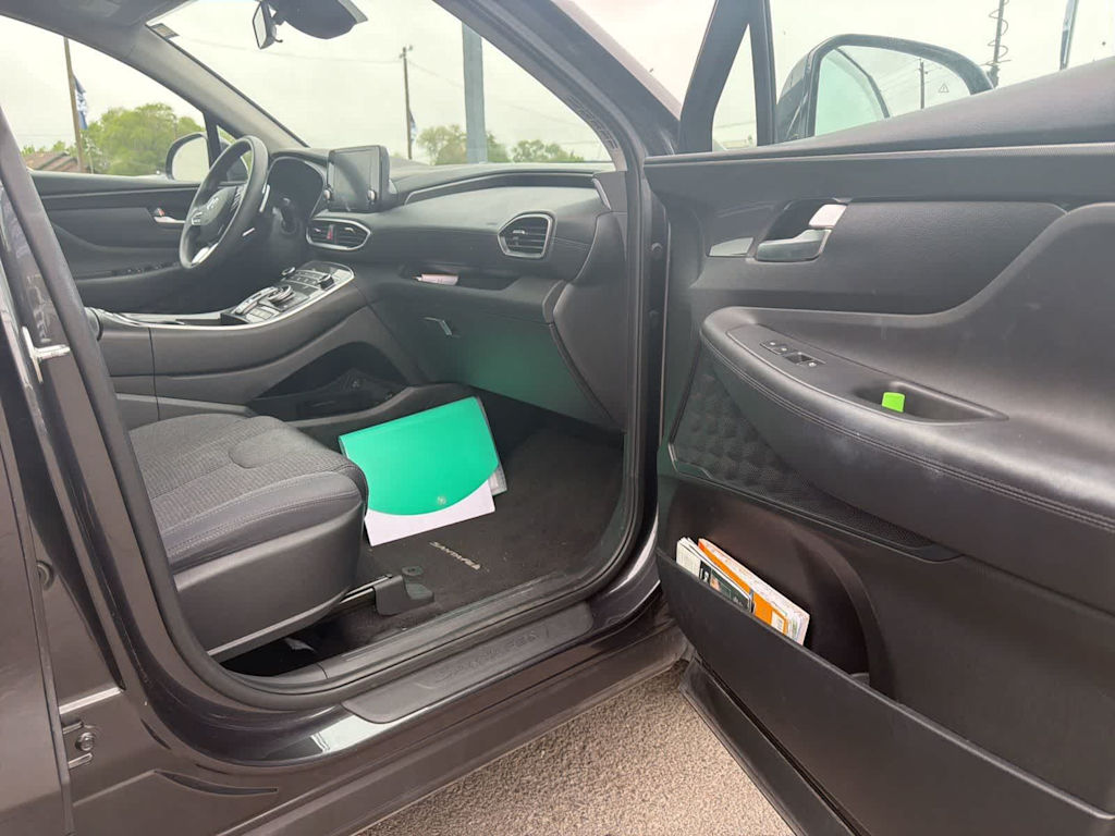 Thumbnail: 2022 Hyundai Santa Fe - 21