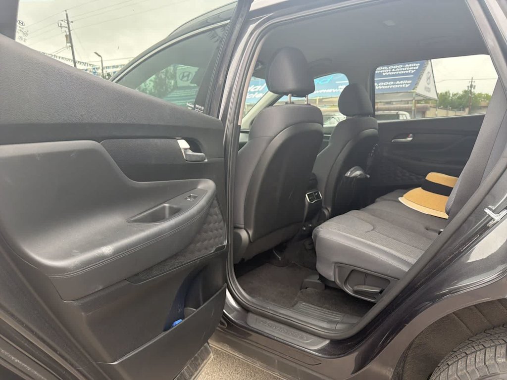 Thumbnail: 2022 Hyundai Santa Fe - 9