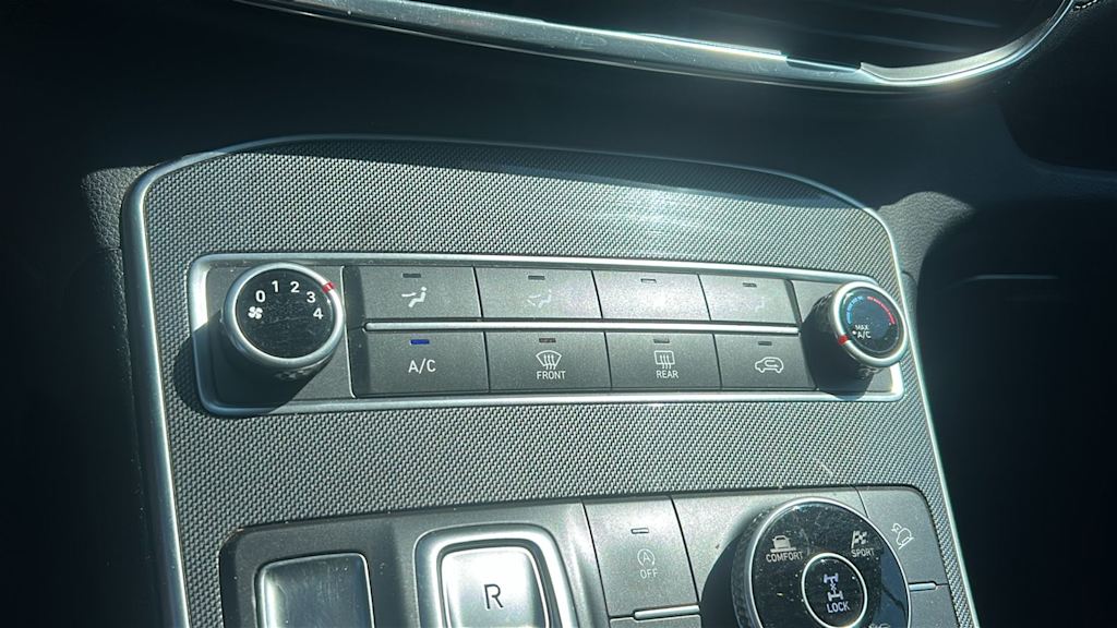 Thumbnail: 2021 Hyundai Santa Fe - 17