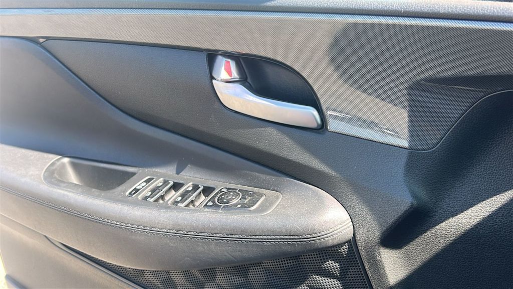 Thumbnail: 2021 Hyundai Santa Fe - 7