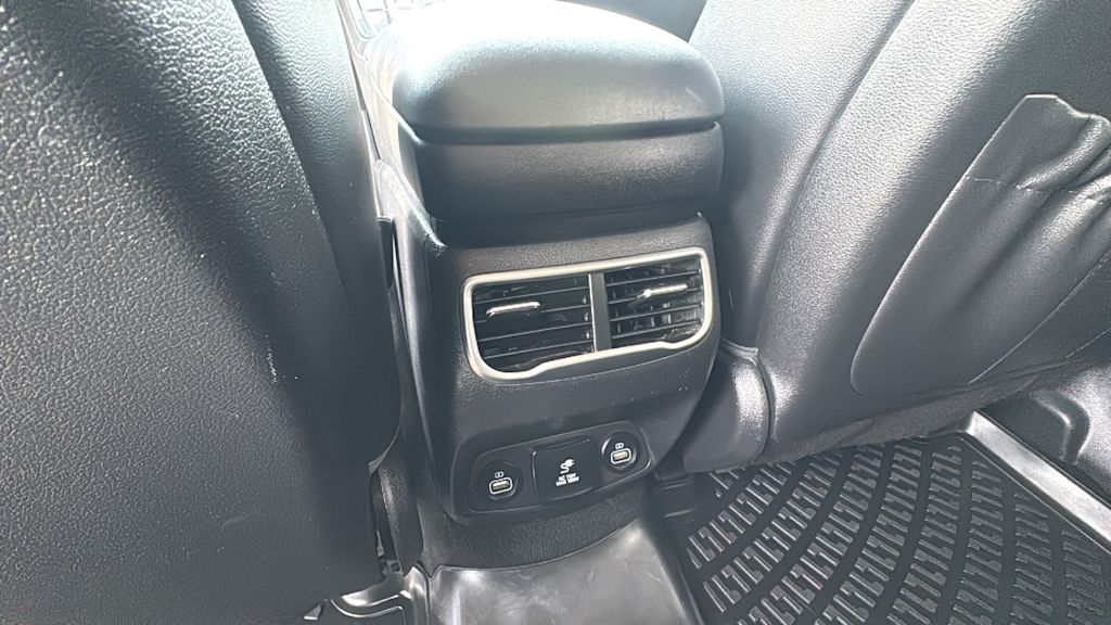 Thumbnail: 2022 Hyundai Santa Fe - 29